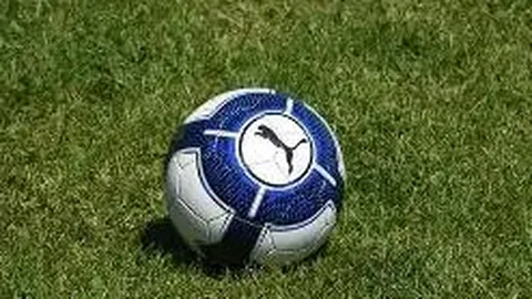 日本青森大学迎福原爱任客座副教，慷慨赠独特球桌