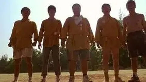 马来西亚公开赛羽毛球：伍家朗爆冷逆转击败中国选手挺进八强，周四对决法国新星挑战者